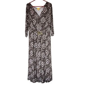 by Liz Lange in size XL.